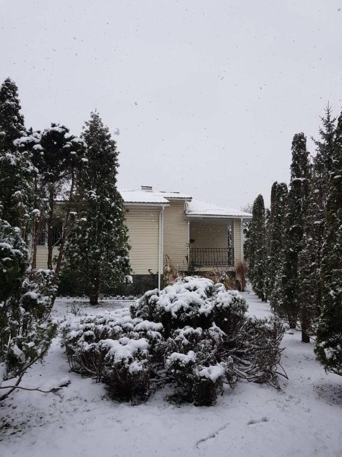 Дом Для Души С Бассейном Целиком Otel Vinnitsya Dış mekan fotoğraf
