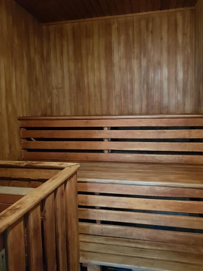 Дом Для Души С Бассейном Целиком Otel Vinnitsya Dış mekan fotoğraf